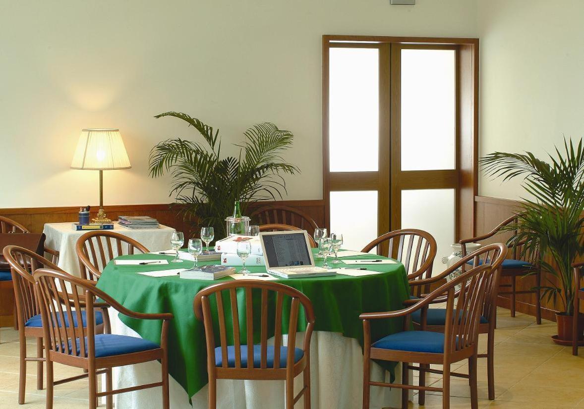 Hotel Maddaloni Tufino Экстерьер фото