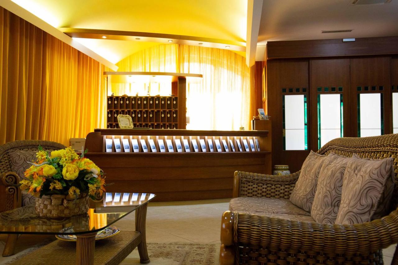 Hotel Maddaloni Tufino Экстерьер фото