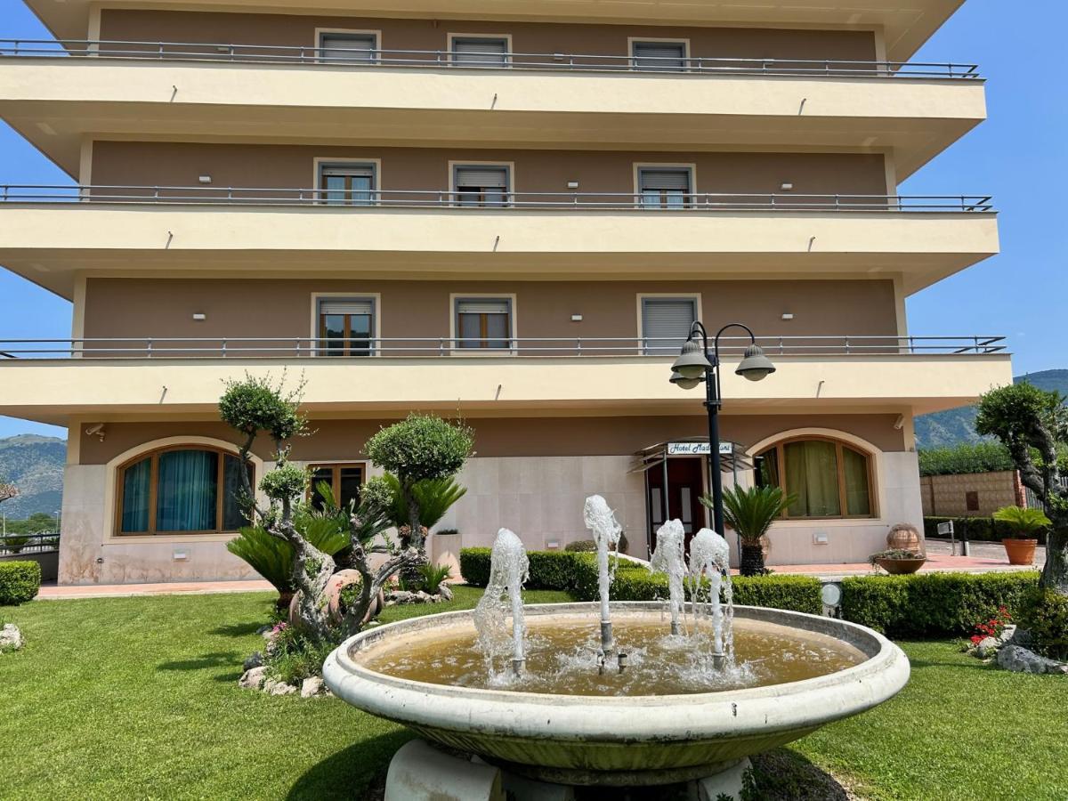 Hotel Maddaloni Tufino Экстерьер фото