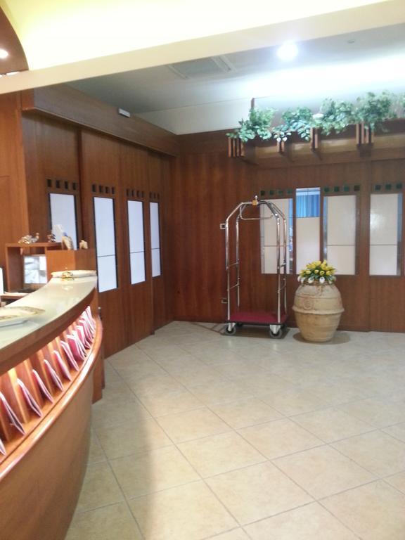 Hotel Maddaloni Tufino Экстерьер фото